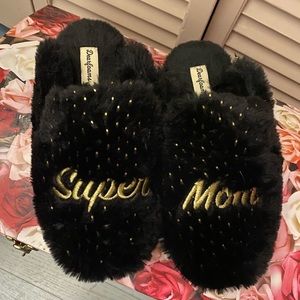 💜DearFoams Super Mom Slippers💜